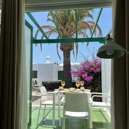 Buganvilla * Tías