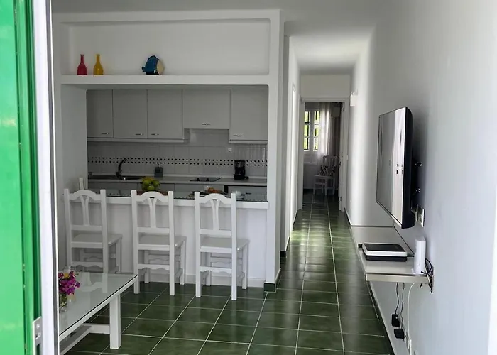 Buganvilla Lejlighed